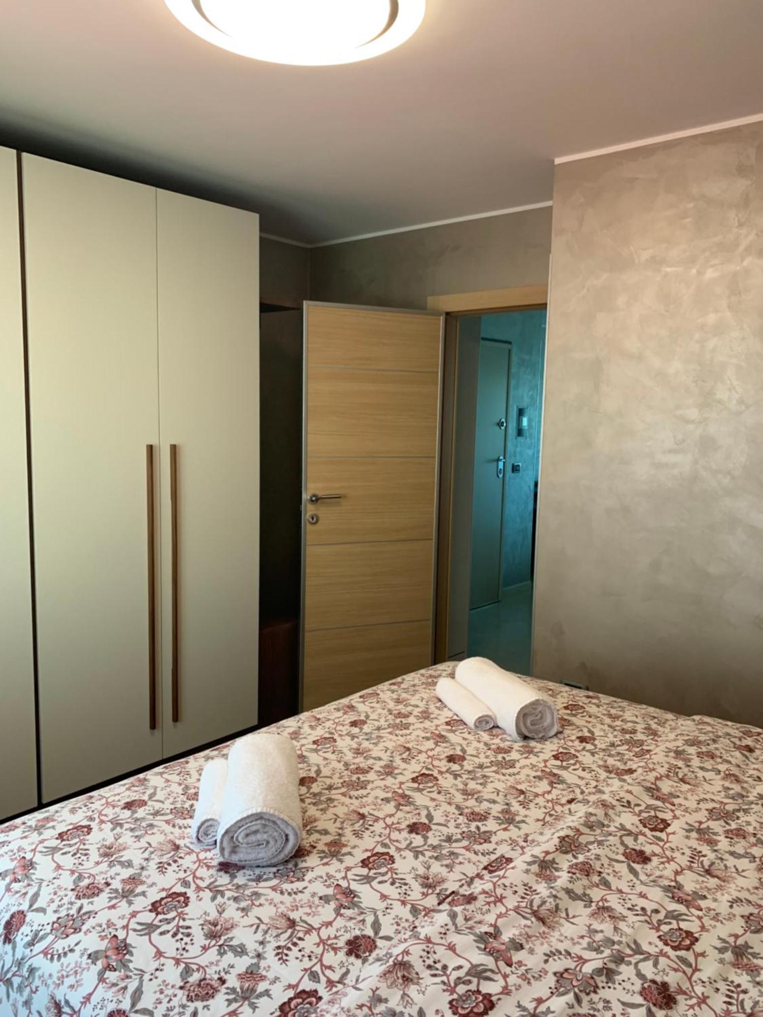 Apartments Riva-Interauto 우마그 외부 사진
