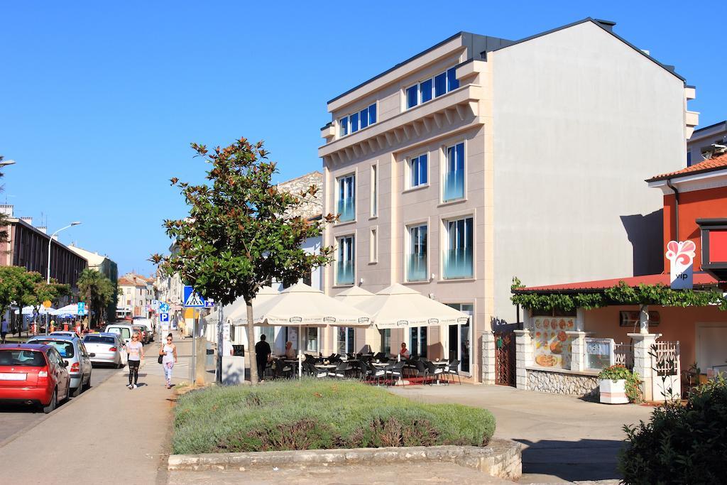 Apartments Riva-Interauto 우마그 외부 사진