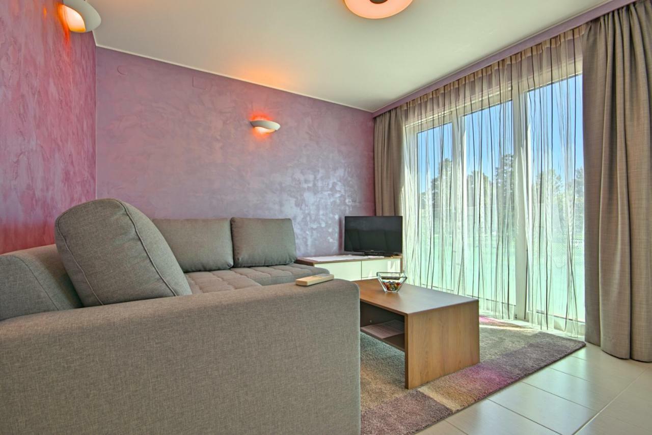 Apartments Riva-Interauto 우마그 외부 사진